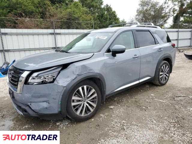 Nissan Pathfinder 2022 3