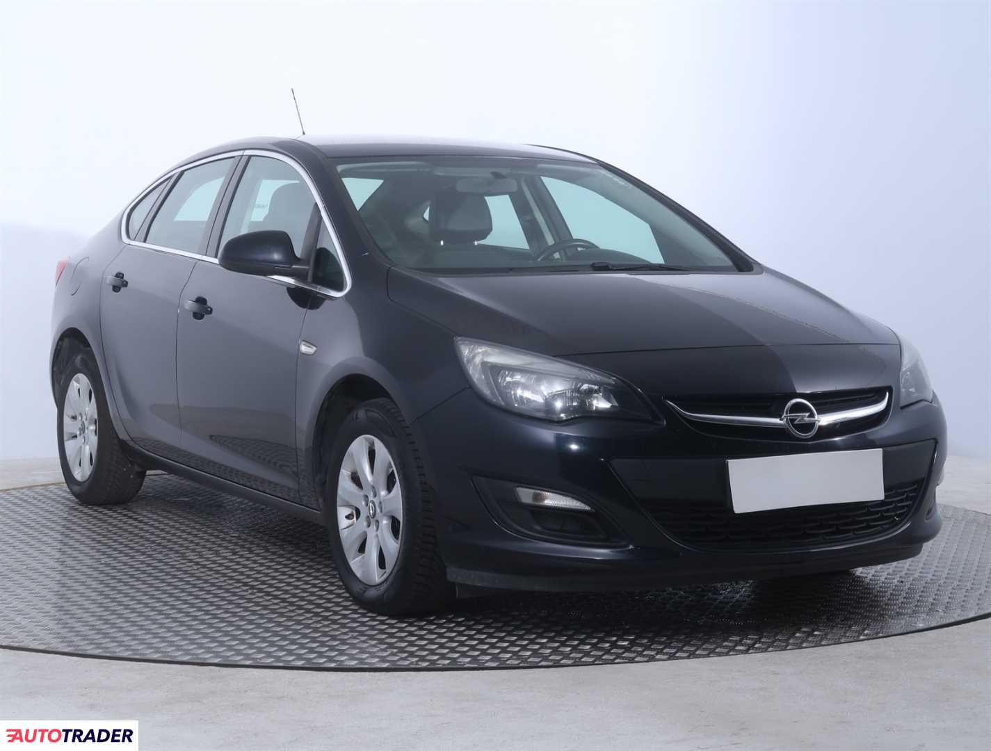 Opel Astra 2018 1.4 138 KM