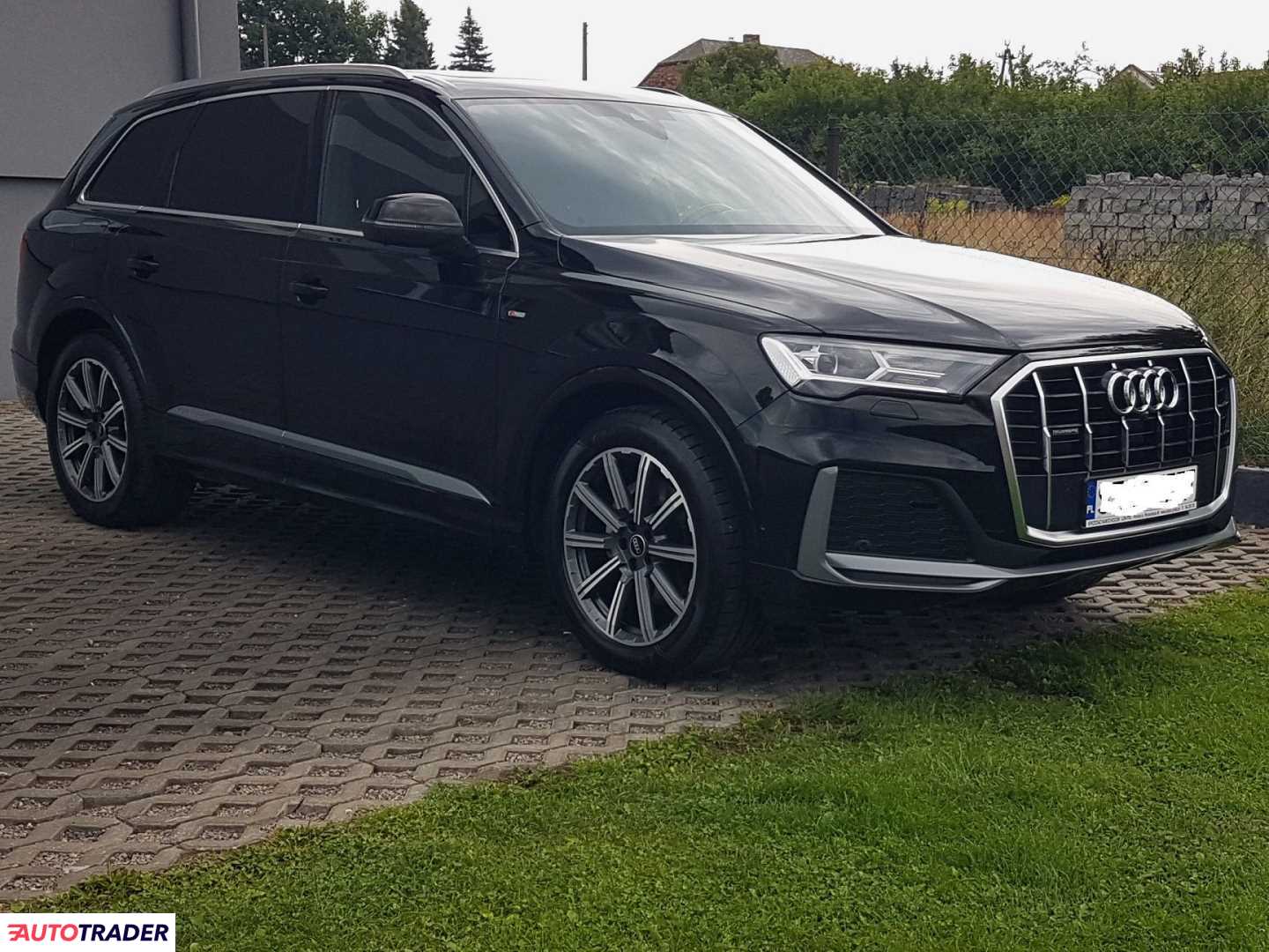 Audi Q7 2022 3.0 231 KM