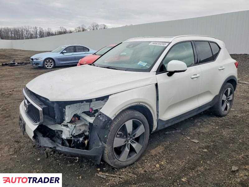 Volvo XC40 2022 2