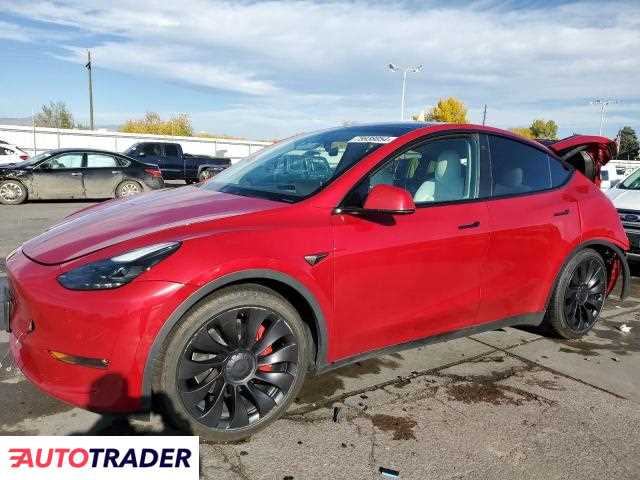 Tesla Model Y benzyna 2022r. (LITTLETON)