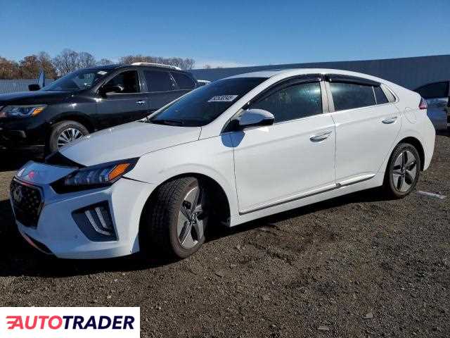 Hyundai IONIQ Hybrid 2022 1