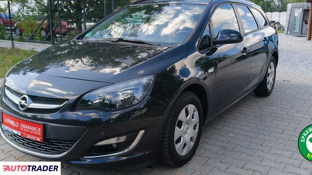 Opel Astra 2015 1.6 110 KM
