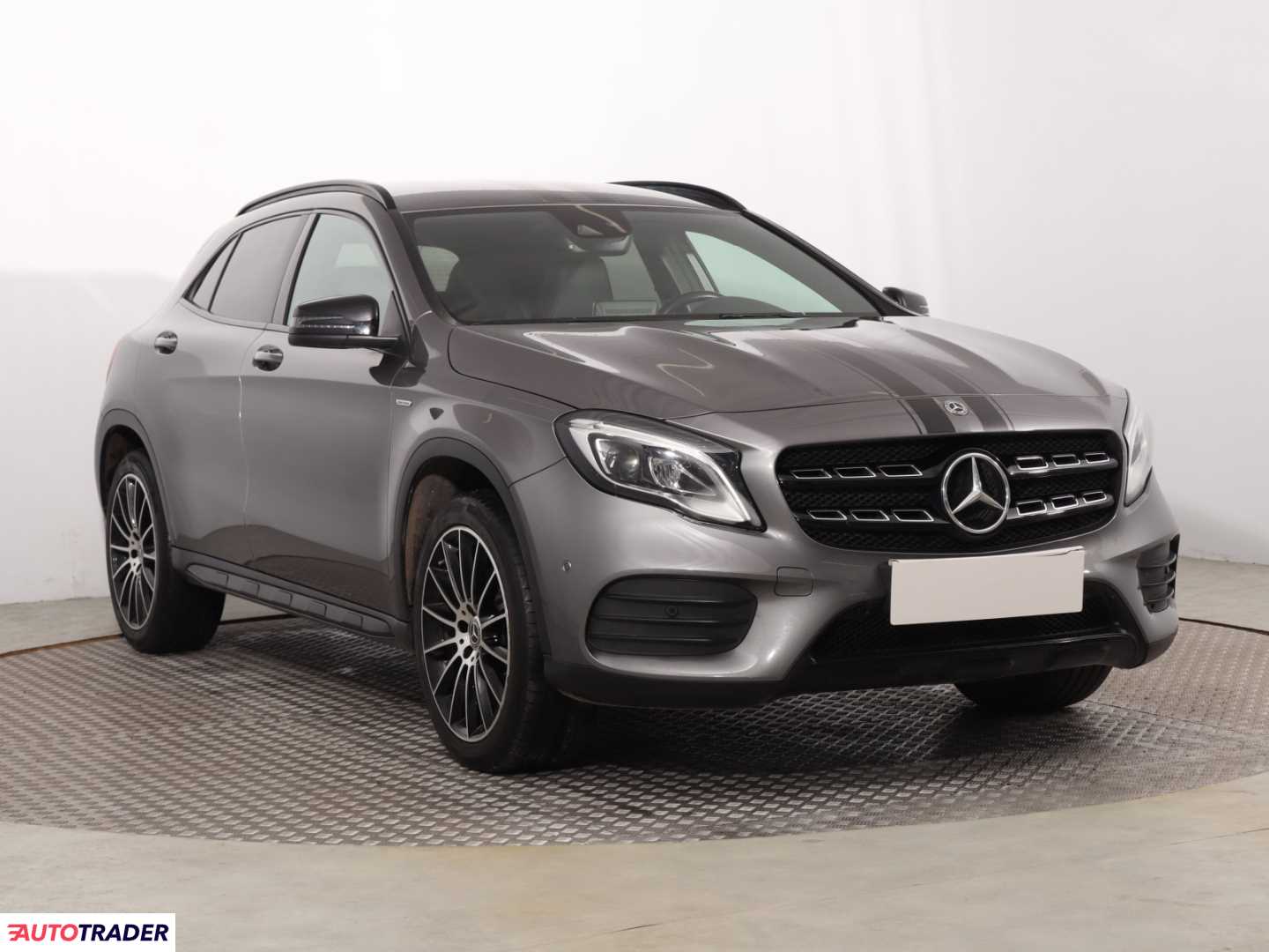 Mercedes G-klasa 2017 2.0 181 KM