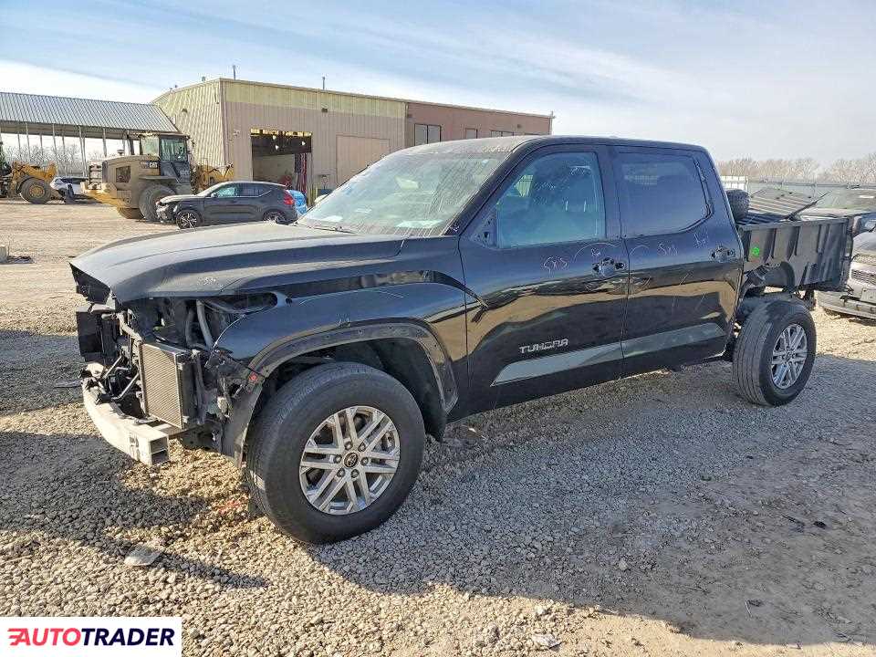 Toyota Tundra 2023 3