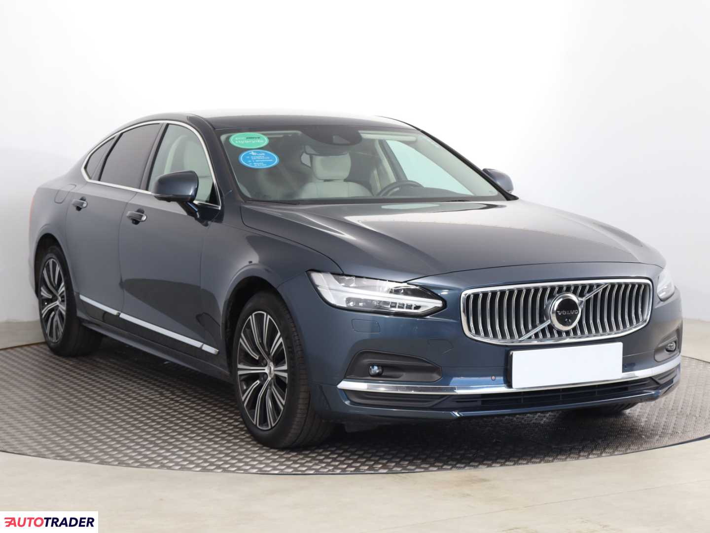 Volvo S90 2021 2.0 246 KM