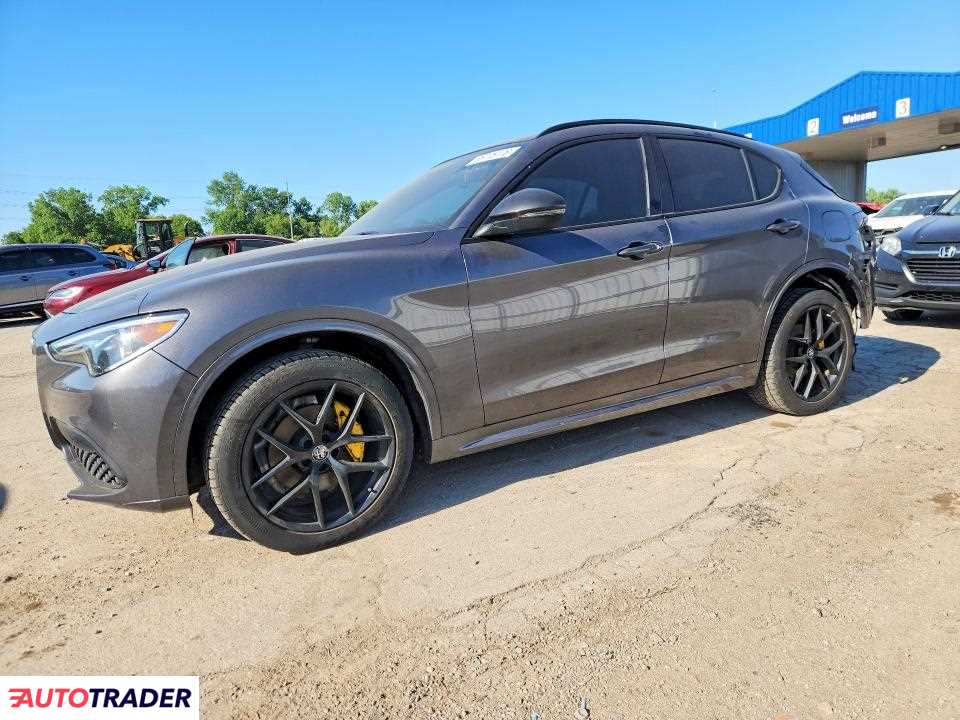 Alfa Romeo Stelvio 2021 2