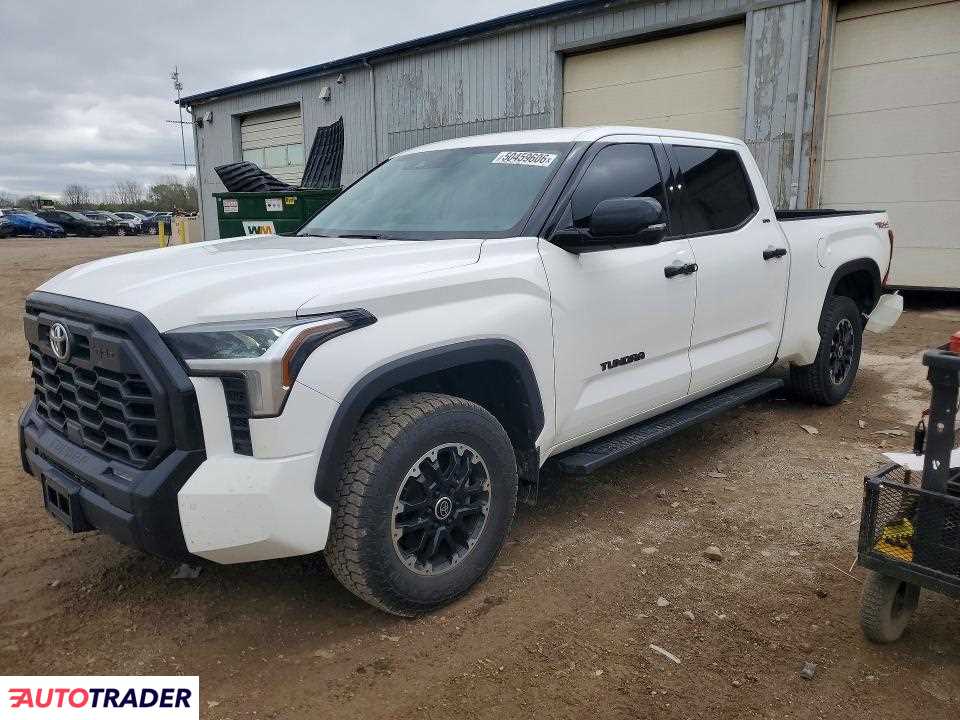 Toyota Tundra 2022 3