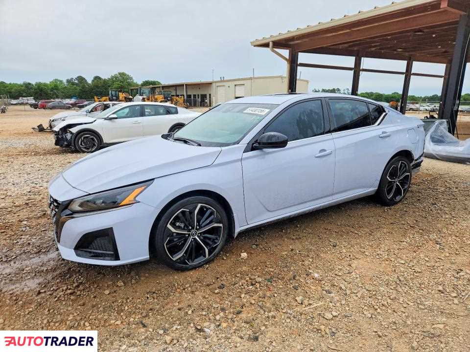 Nissan Altima 2024 2