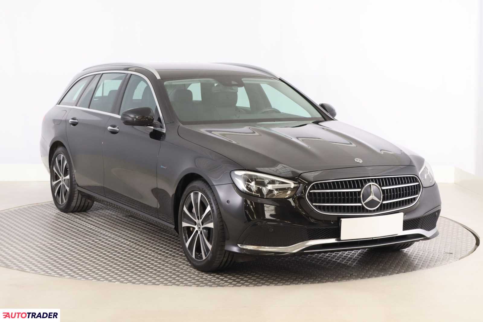 Mercedes E-klasa 2020 2.0 301 KM