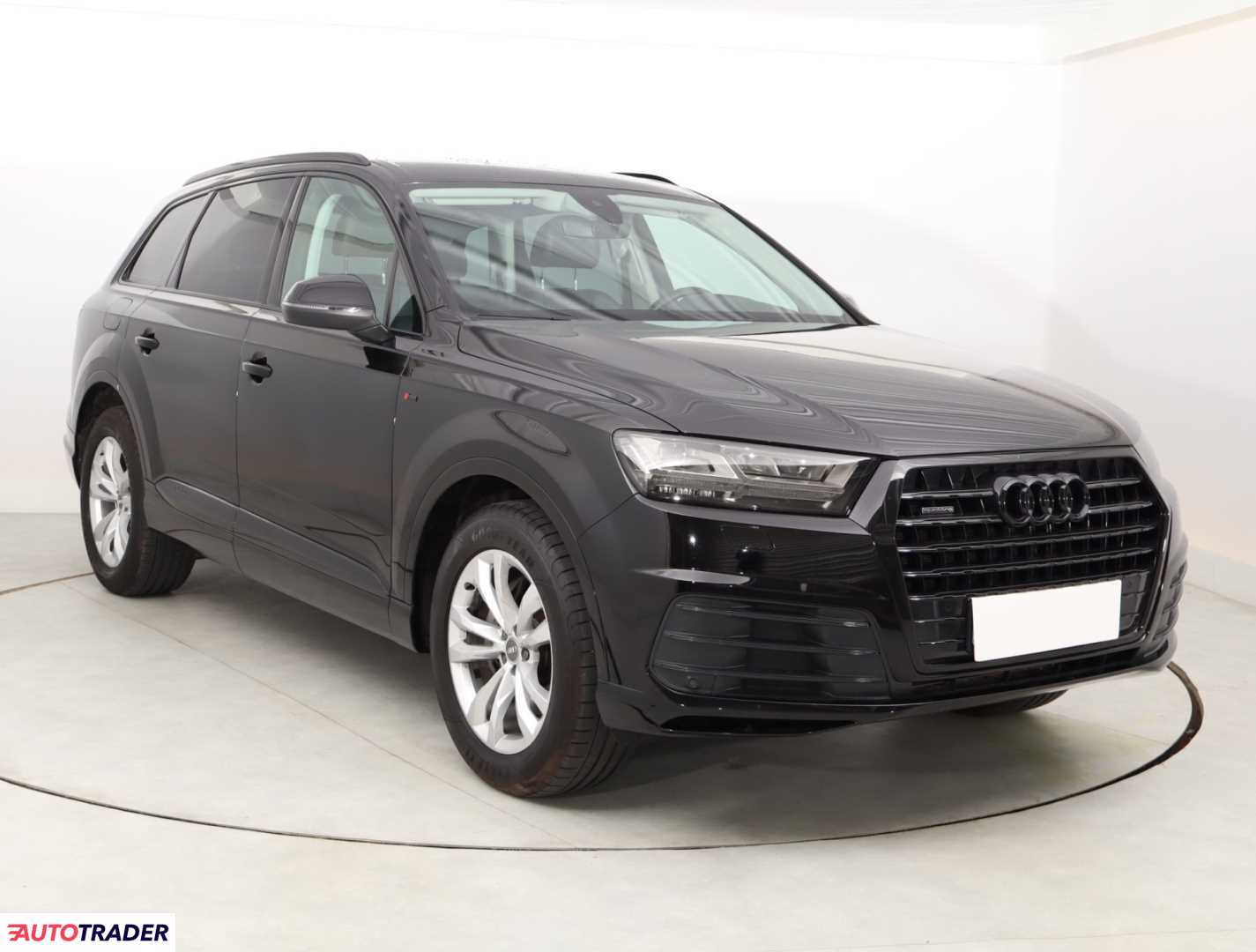 Audi Q7 2018 3.0 227 KM