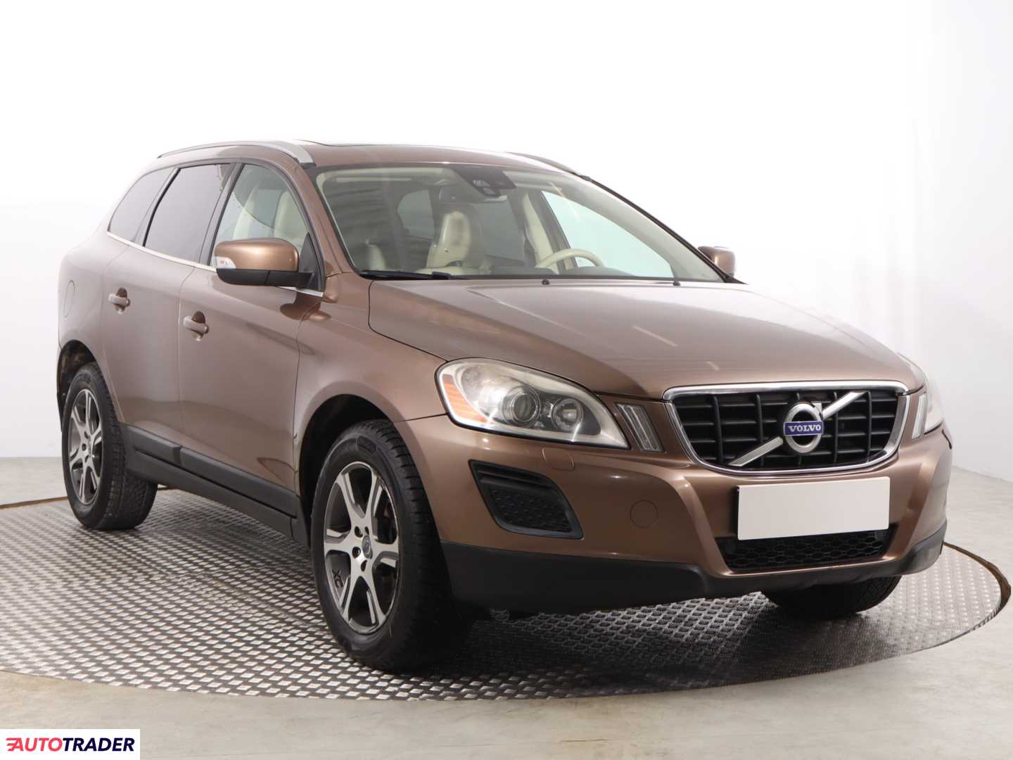 Volvo XC60 2010 2.4 202 KM