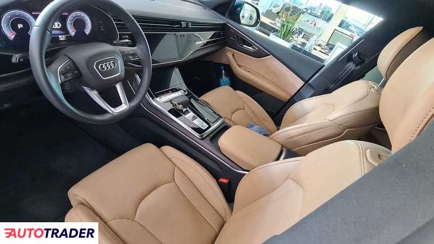 Audi Q8 2018 3.0 286 KM