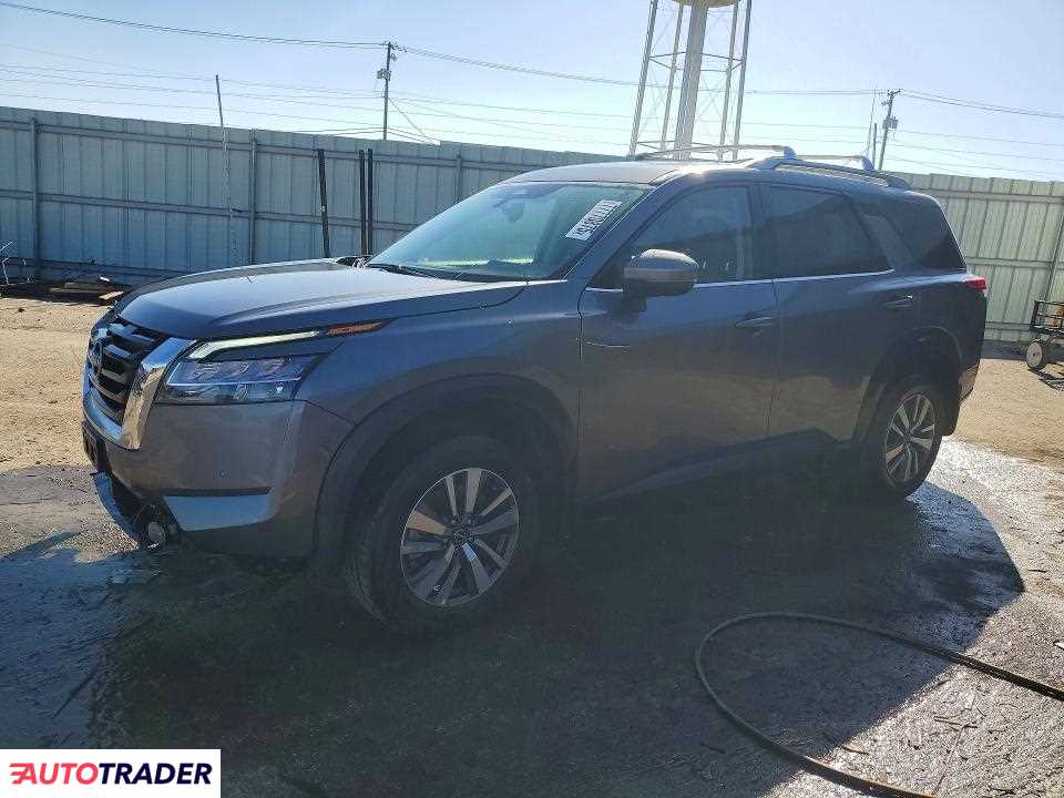 Nissan Pathfinder 2024 3