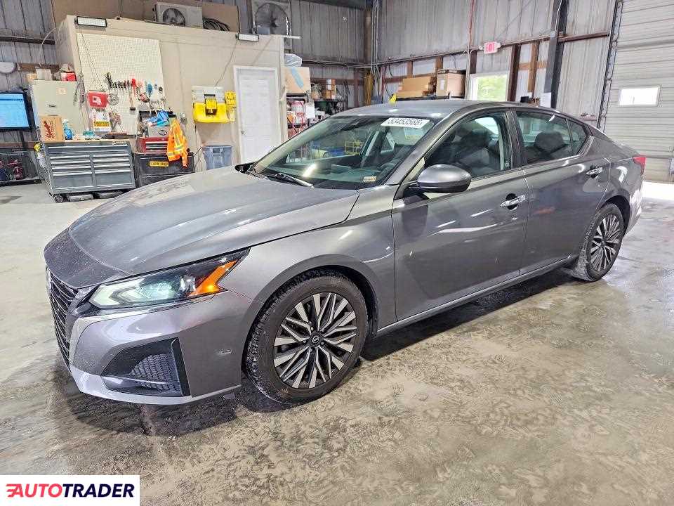 Nissan Altima 2023 2