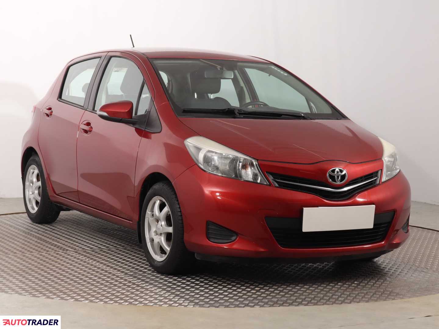 Toyota Yaris 2012 1.0 68 KM Toyota Yaris 2012 1.0 68 KM