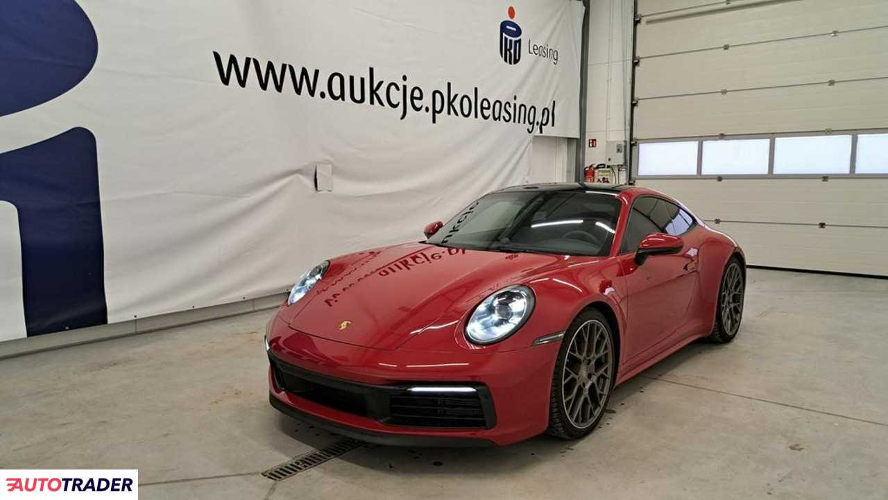 Porsche 911 2019 3.0 450 KM