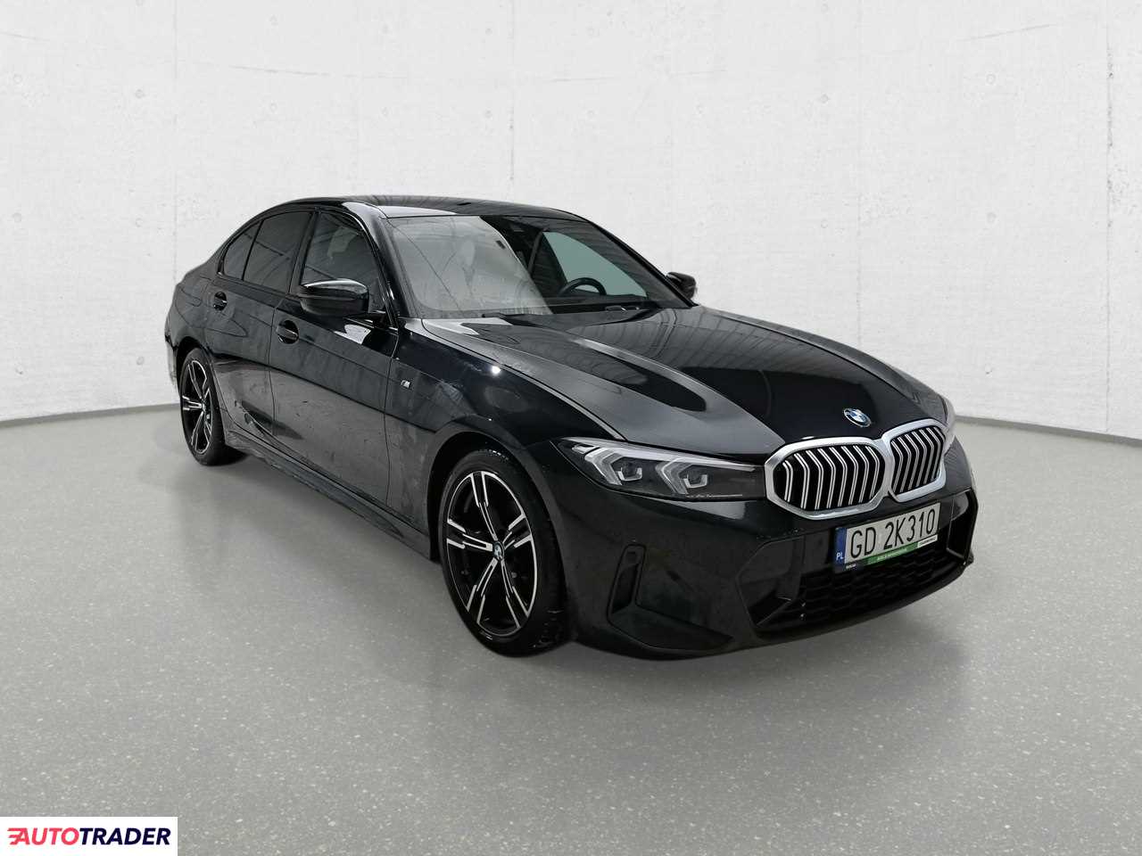 BMW 318 2023 2.0 156 KM