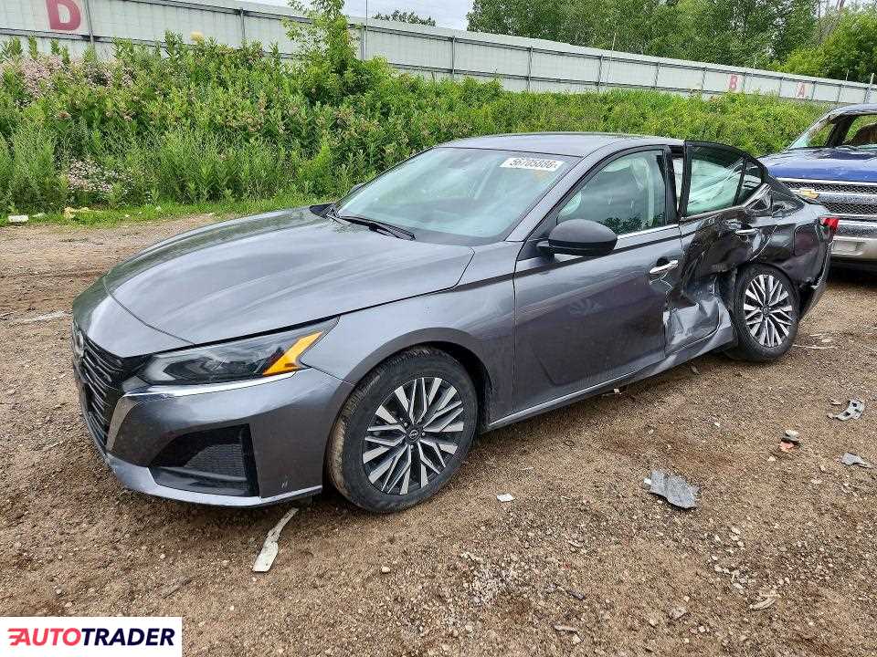 Nissan Altima 2024 2