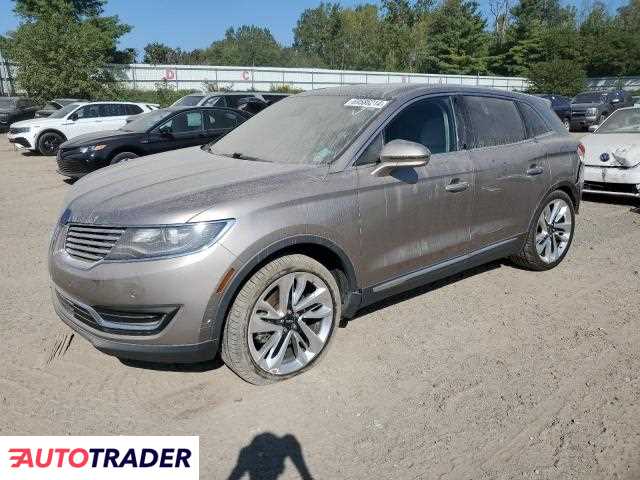 Lincoln MKX 2018 3