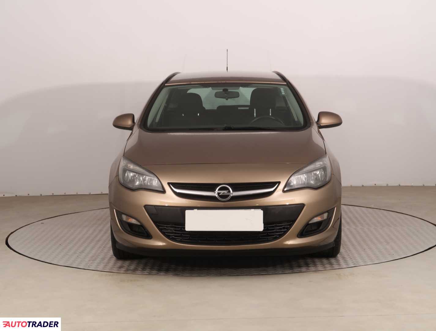 Opel Astra 1.4 118 KM 2013r. (Piaseczno)