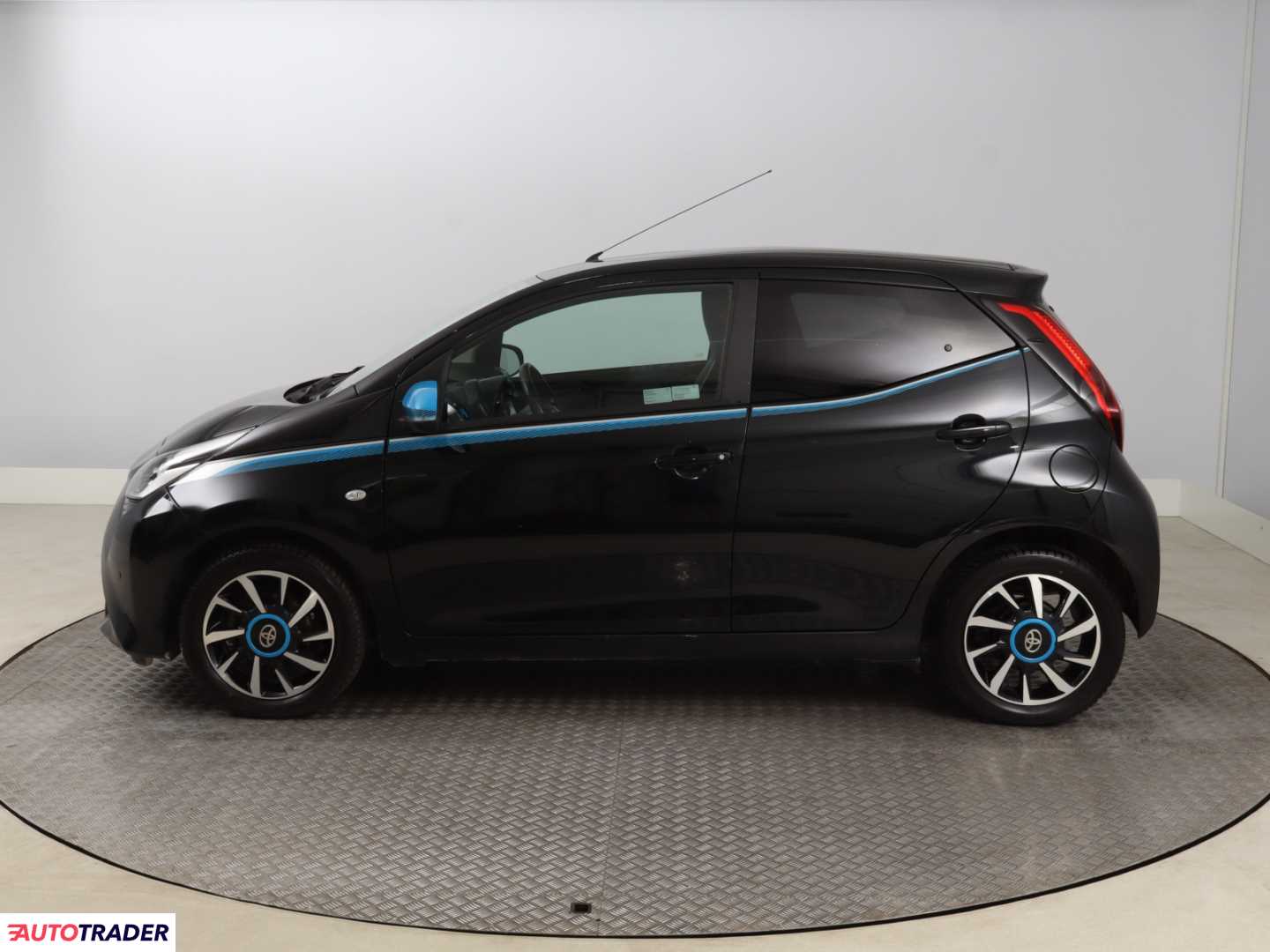 Toyota Aygo 2018 1.0 71 KM