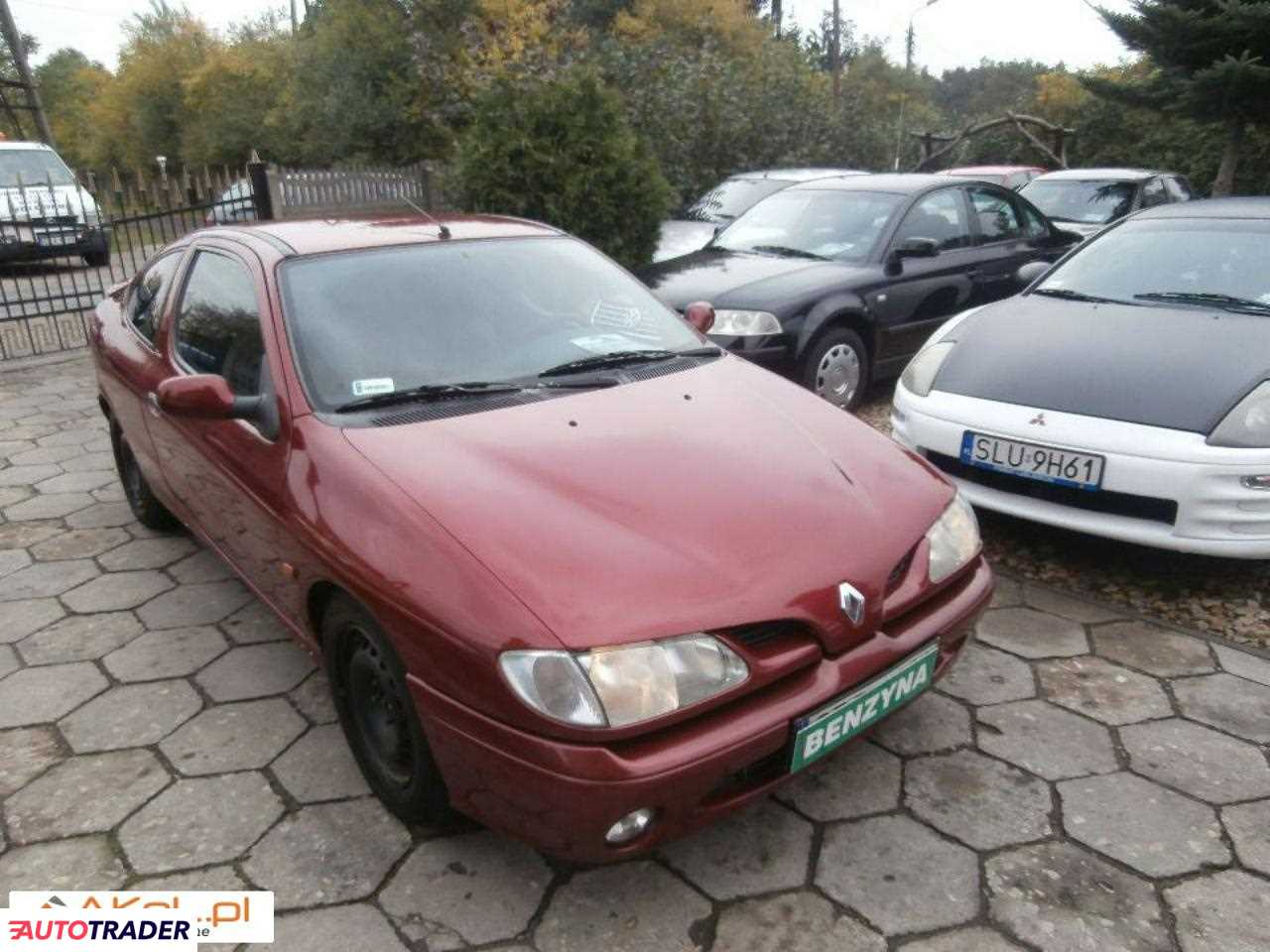 Renault Coupe 1996 1.6 90 KM
