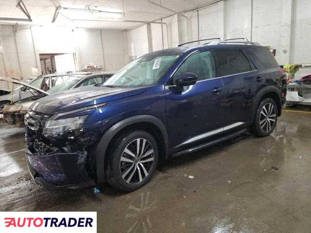 Nissan Pathfinder 2023 3