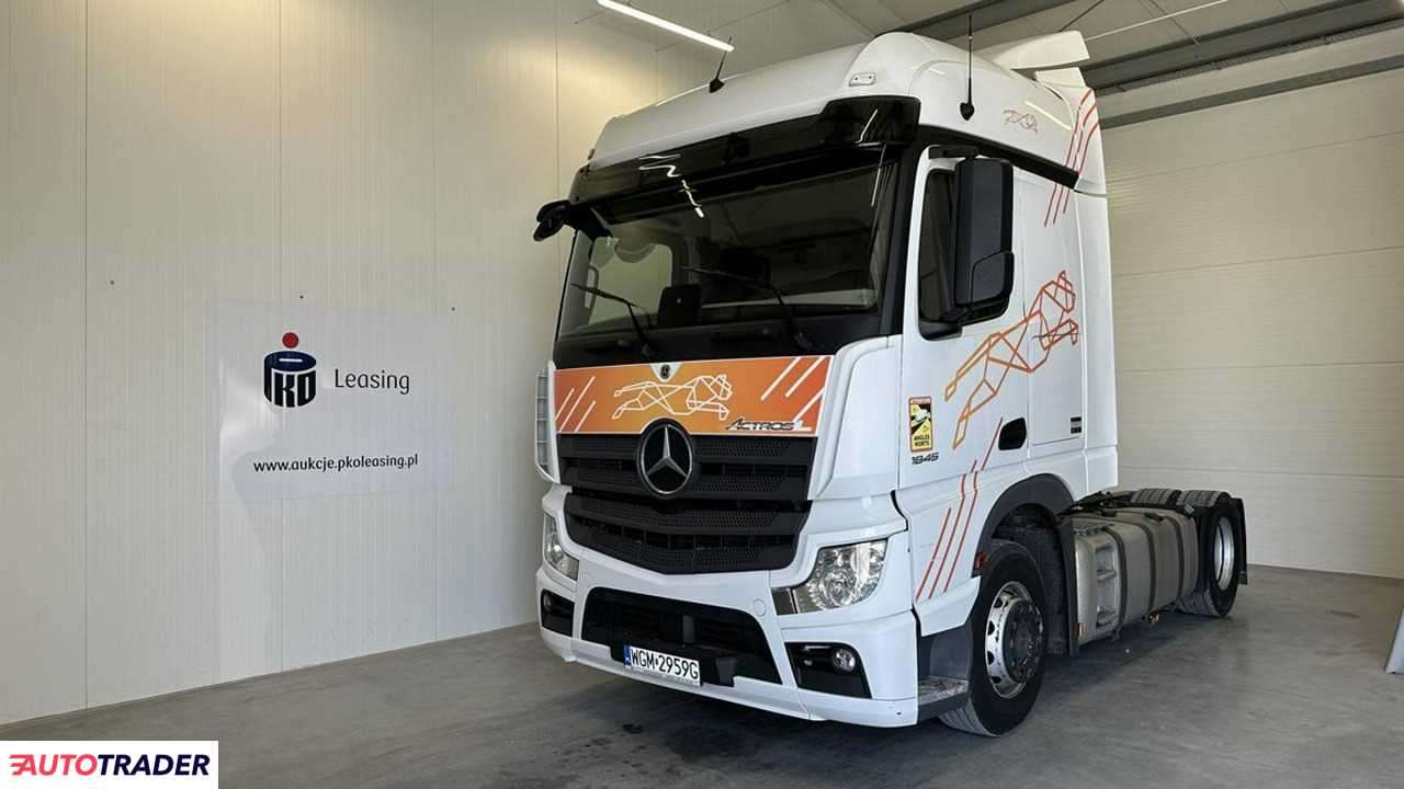 Mercedes Actros
