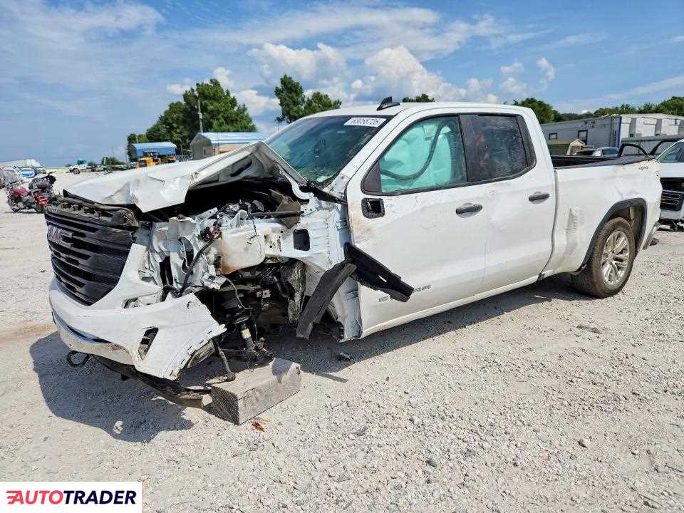 GMC Sierra 2025 5