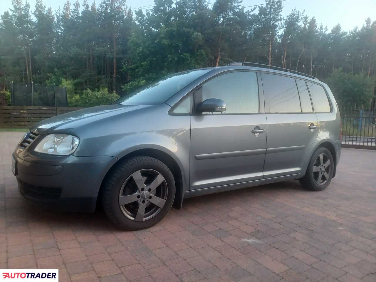 Volkswagen Touran 2003 2.0 101 KM Volkswagen Touran 2003 2.0 101 KM