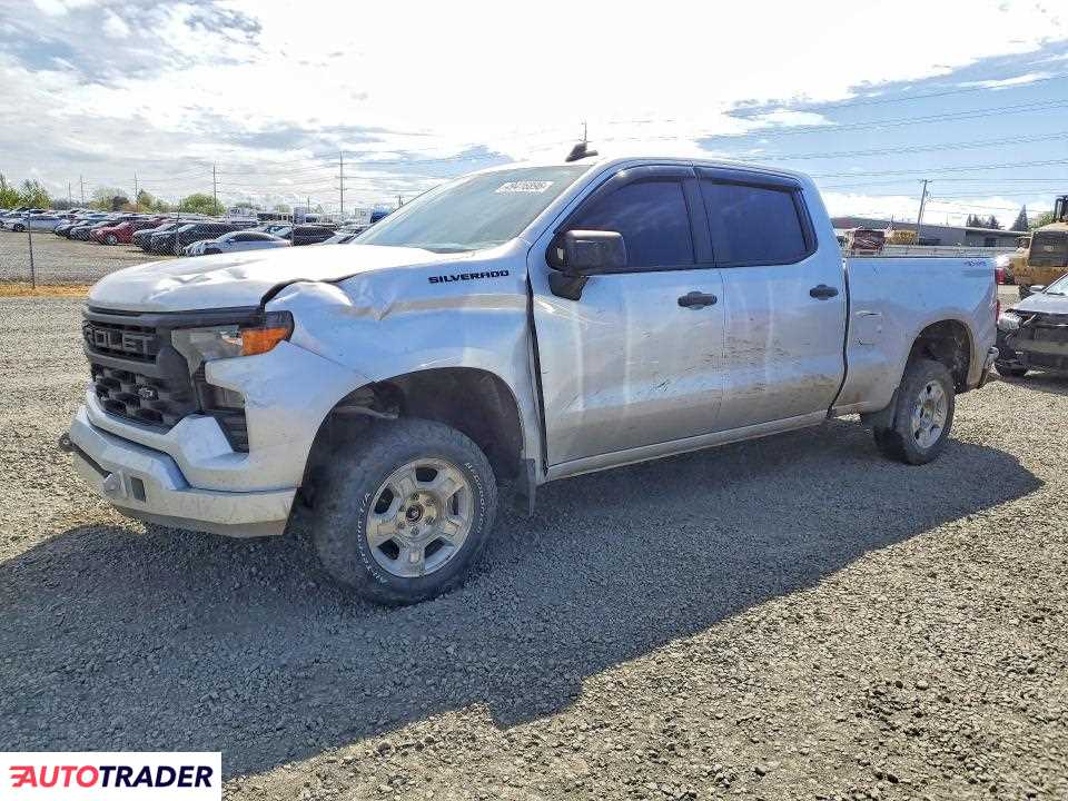 Chevrolet Silverado 2022 2