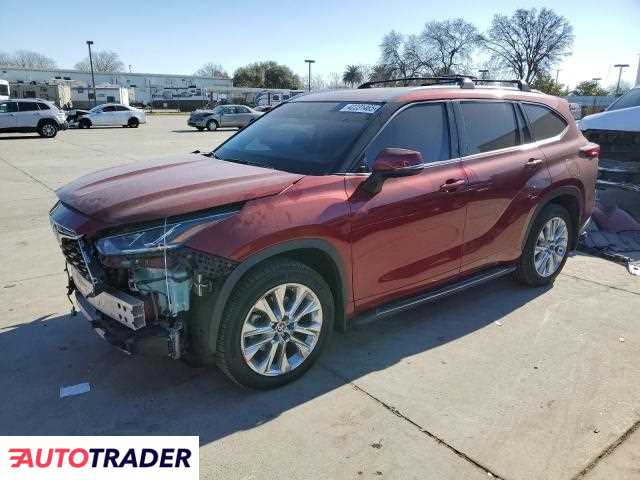 Toyota Highlander 3.0 benzyna 2021r. (SACRAMENTO)