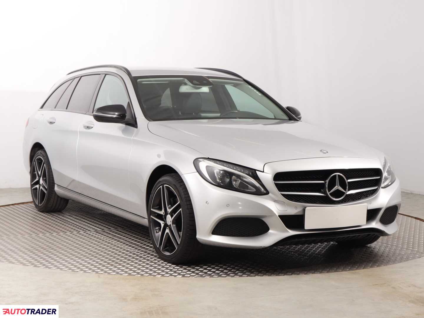 Mercedes C-klasa 2016 2.0 181 KM Mercedes C-klasa 2016 2.0 181 KM