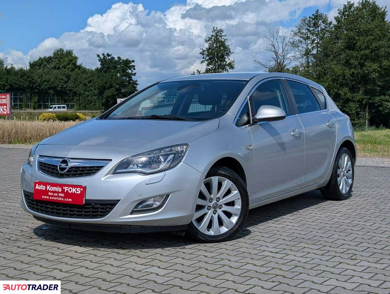 Opel Astra 2012 1.4 140 KM