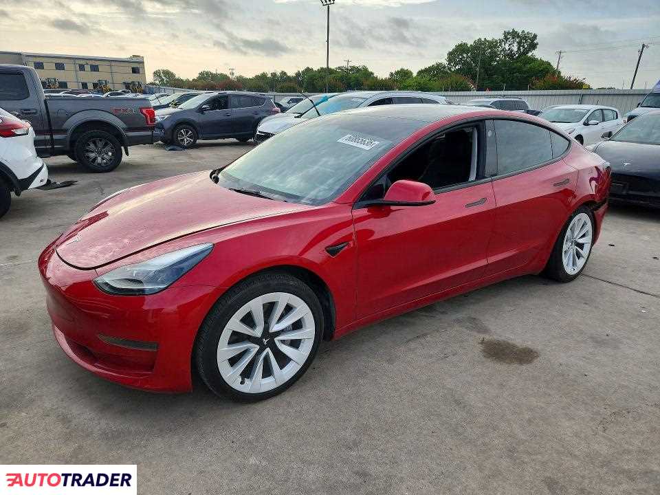Tesla Model 3 2023
