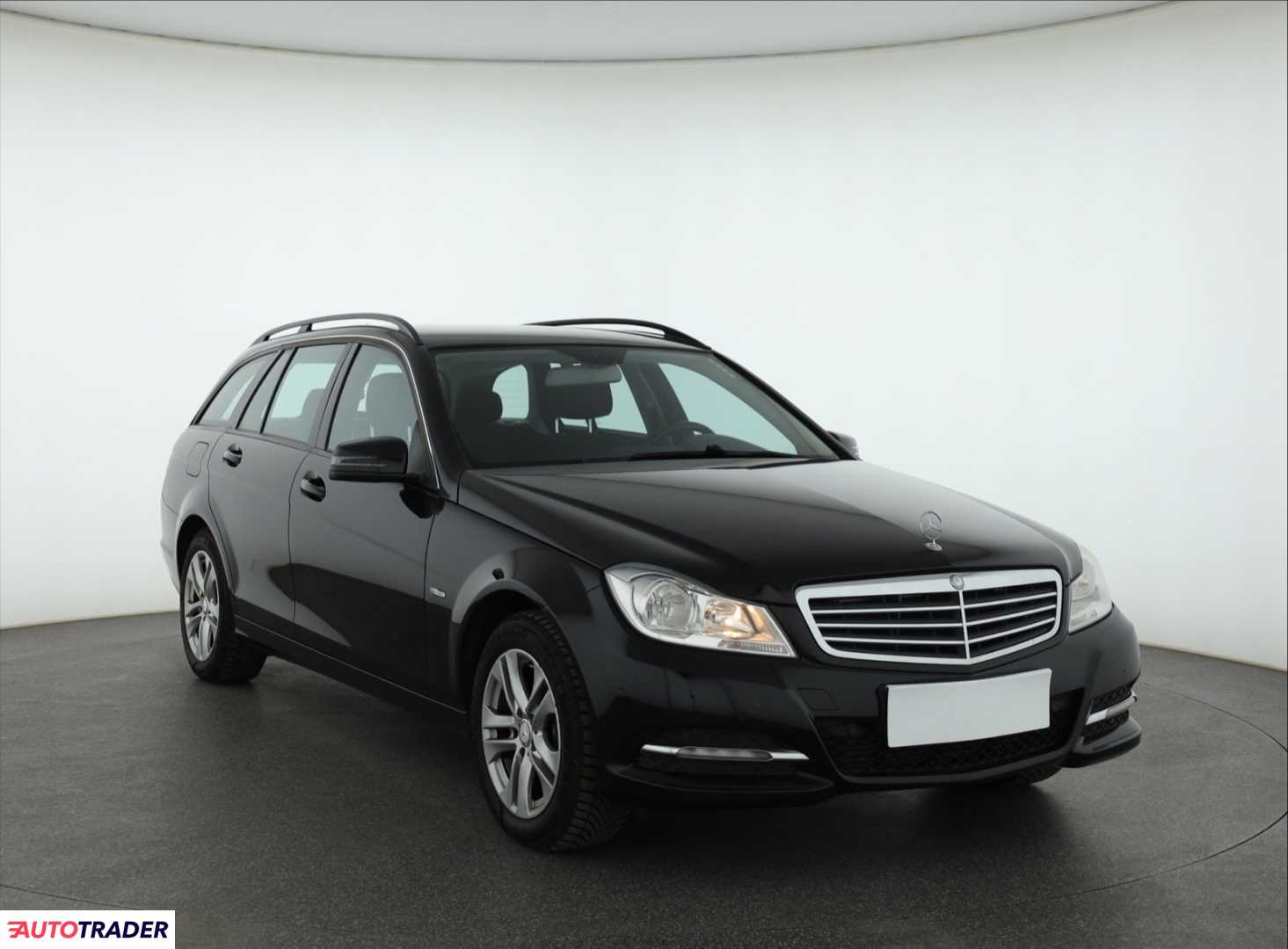 Mercedes C-klasa 2011 1.8 154 KM