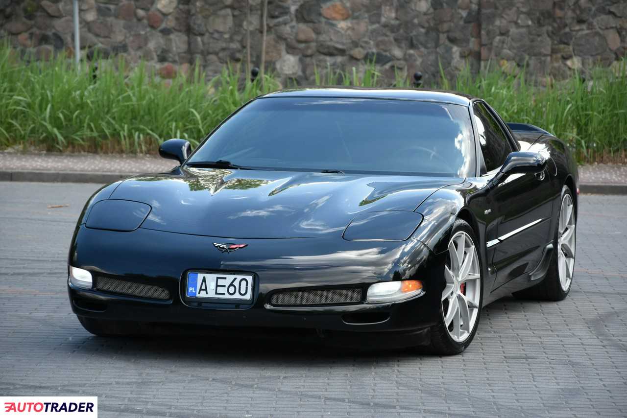 Chevrolet Corvette 2001 5.7 390 KM