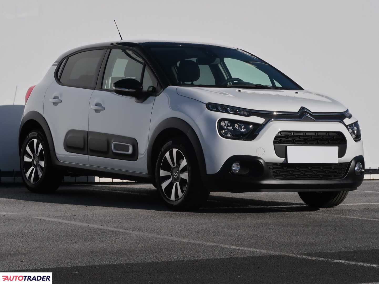 Citroen C3 1.2 81 KM 2024r. (Piaseczno)