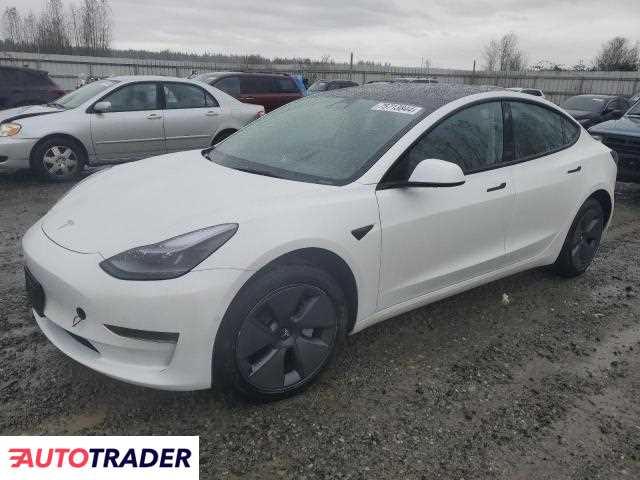 Tesla Model 3 benzyna 2022r. (ARLINGTON)