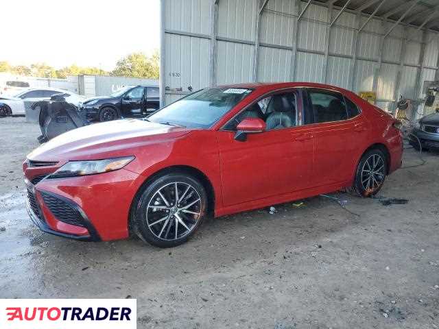 Toyota Camry 2.0 benzyna 2021r. (MIDWAY)