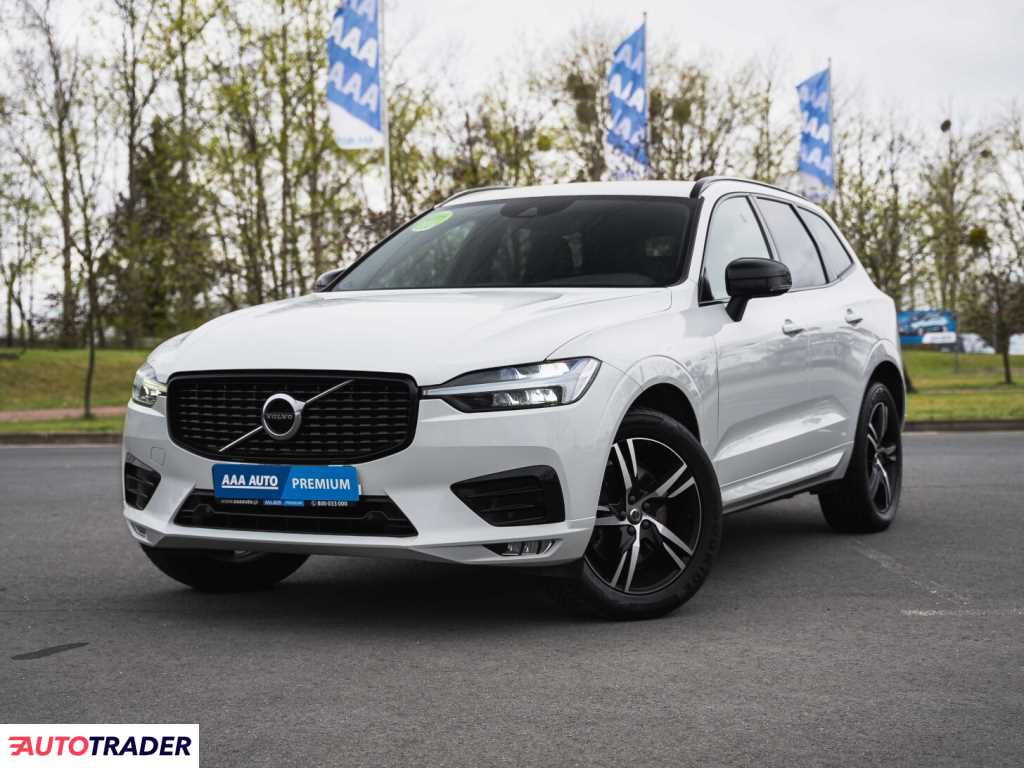 Volvo XC60 2021 2.0 194 KM