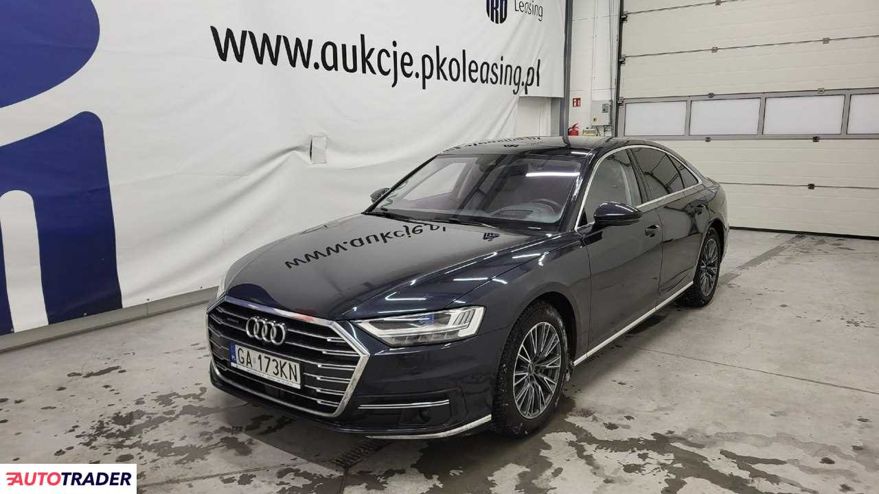 Audi A8 2021 3.0 286 KM