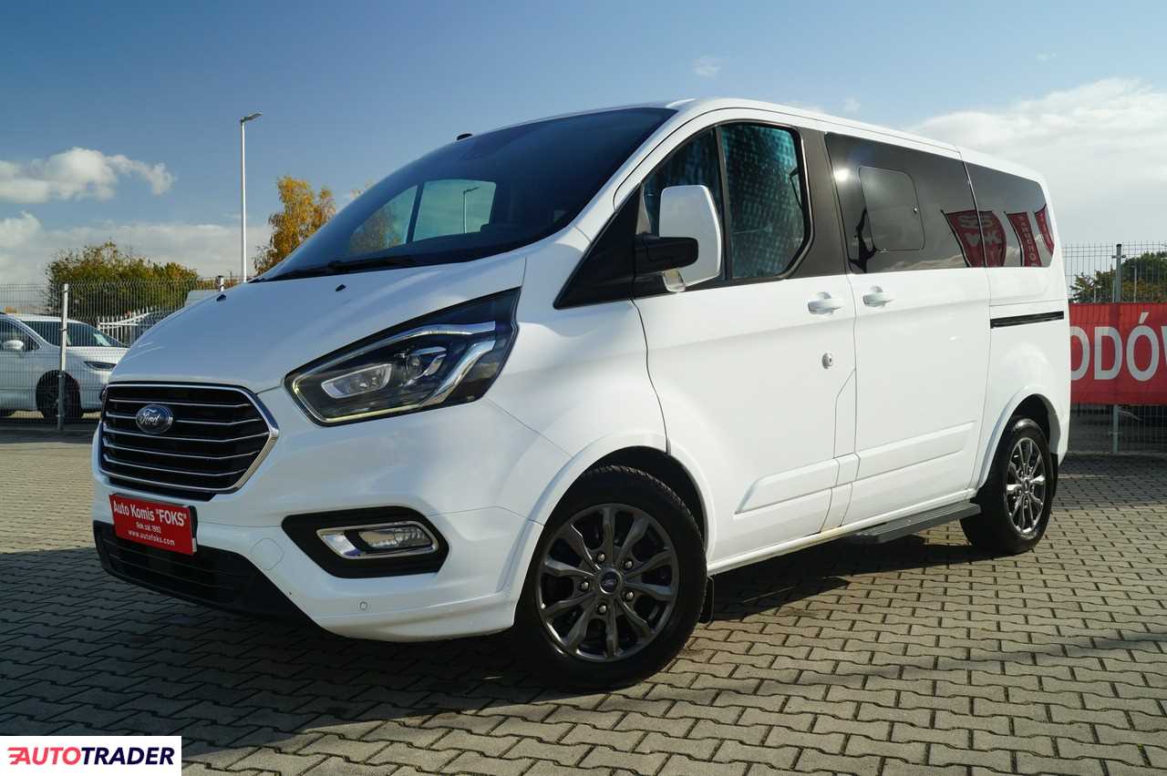 Ford Tourneo Custom