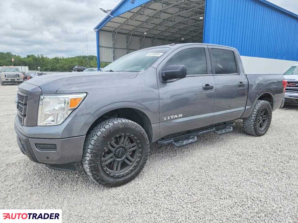 Nissan Titan 2021 5