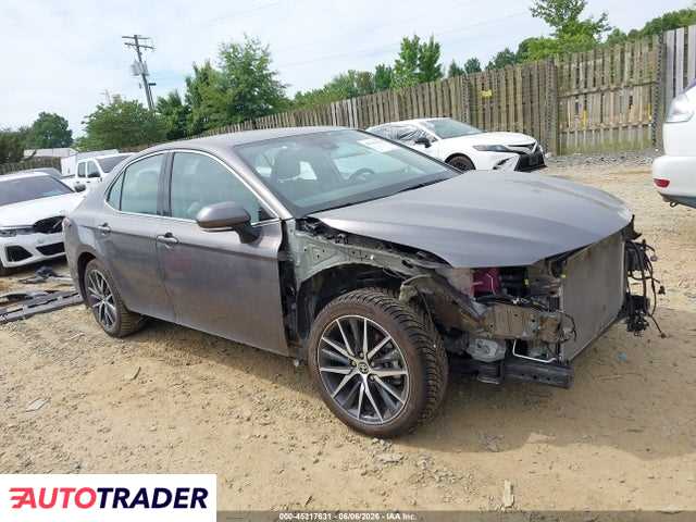 Toyota Camry 2024