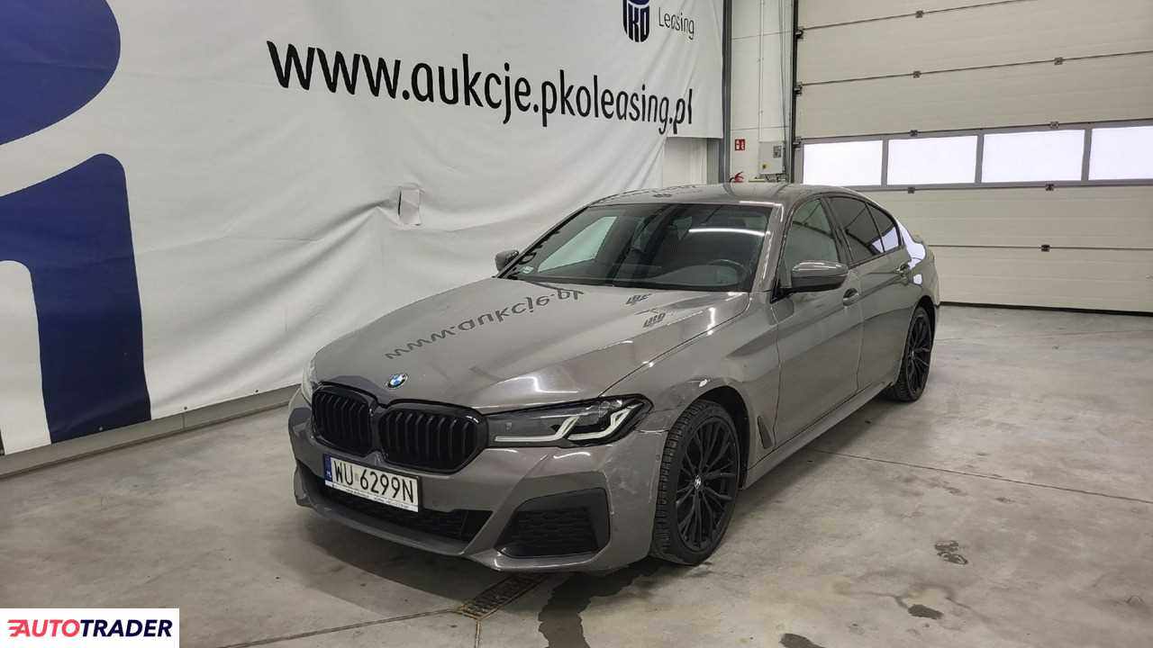 BMW 520 2021 2.0 184 KM