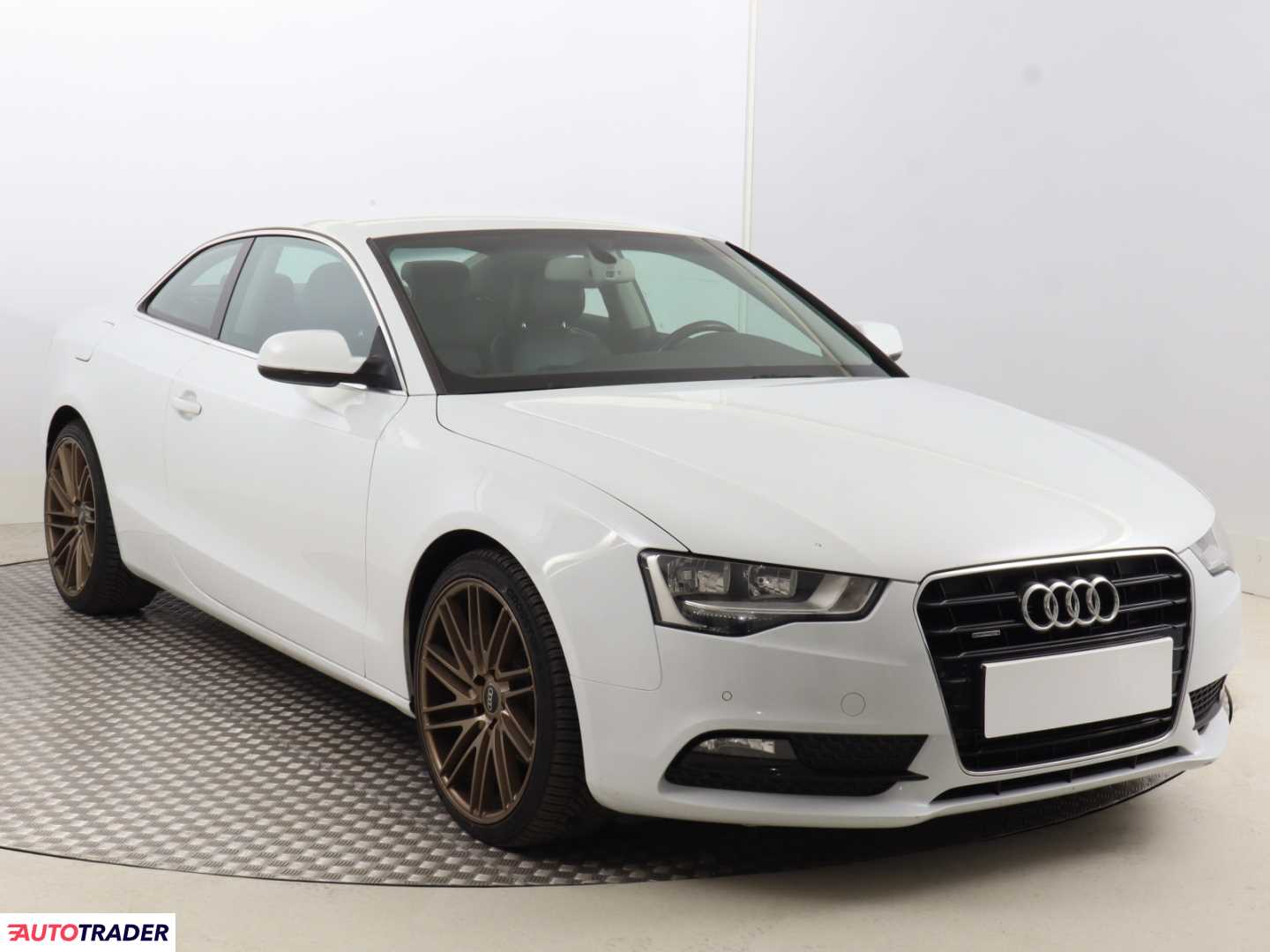 Audi A5 2014 2.0 174 KM