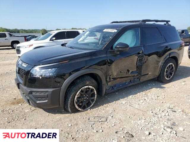 Nissan Pathfinder 2023 3