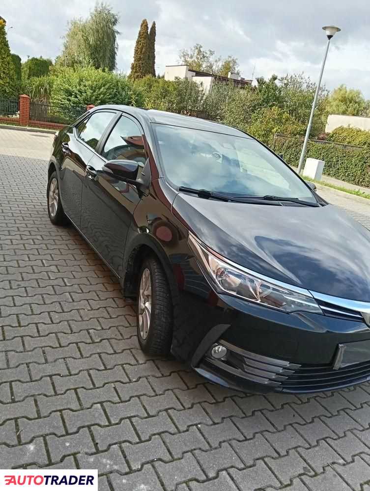 Toyota Corolla 2018 1.6 132 KM